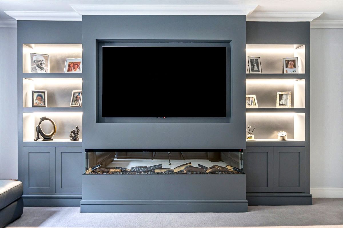 Extending and re-modelling a large detached house