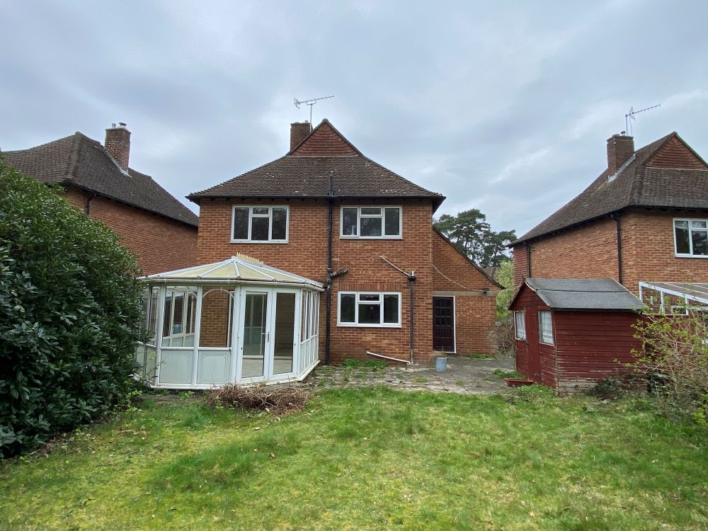 Extend and re-model detached house into an executive 4 bedroom house - existing
