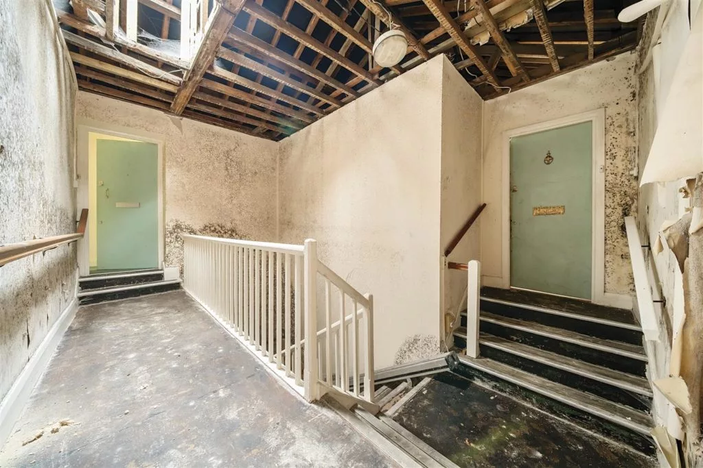 Planning and listed building consent for modifications to a grade 2 listed manor house - existing