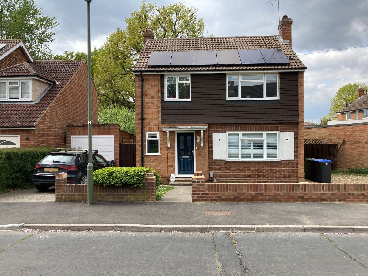 Extend and re-model detached house into a 4 bedroom house with open plan living/dining room - existing