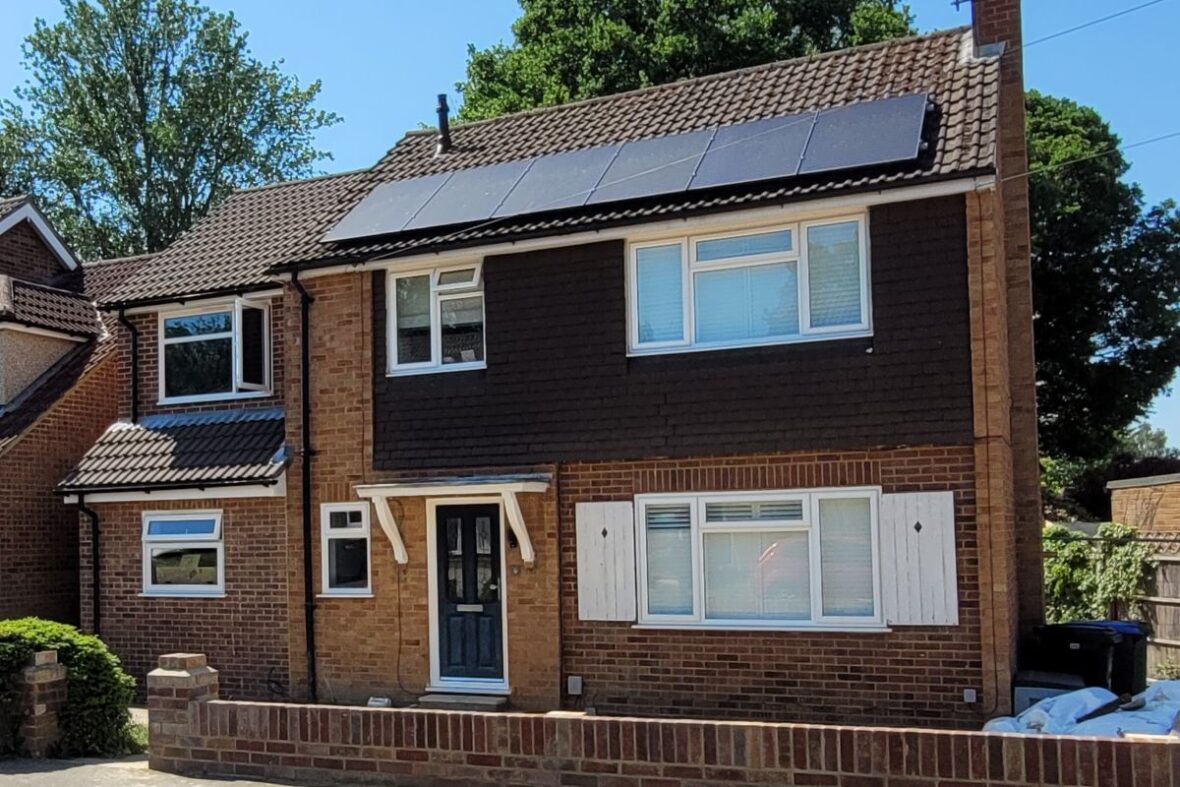 Extend and re-model detached house into a 4 bedroom house with open plan living/dining room
